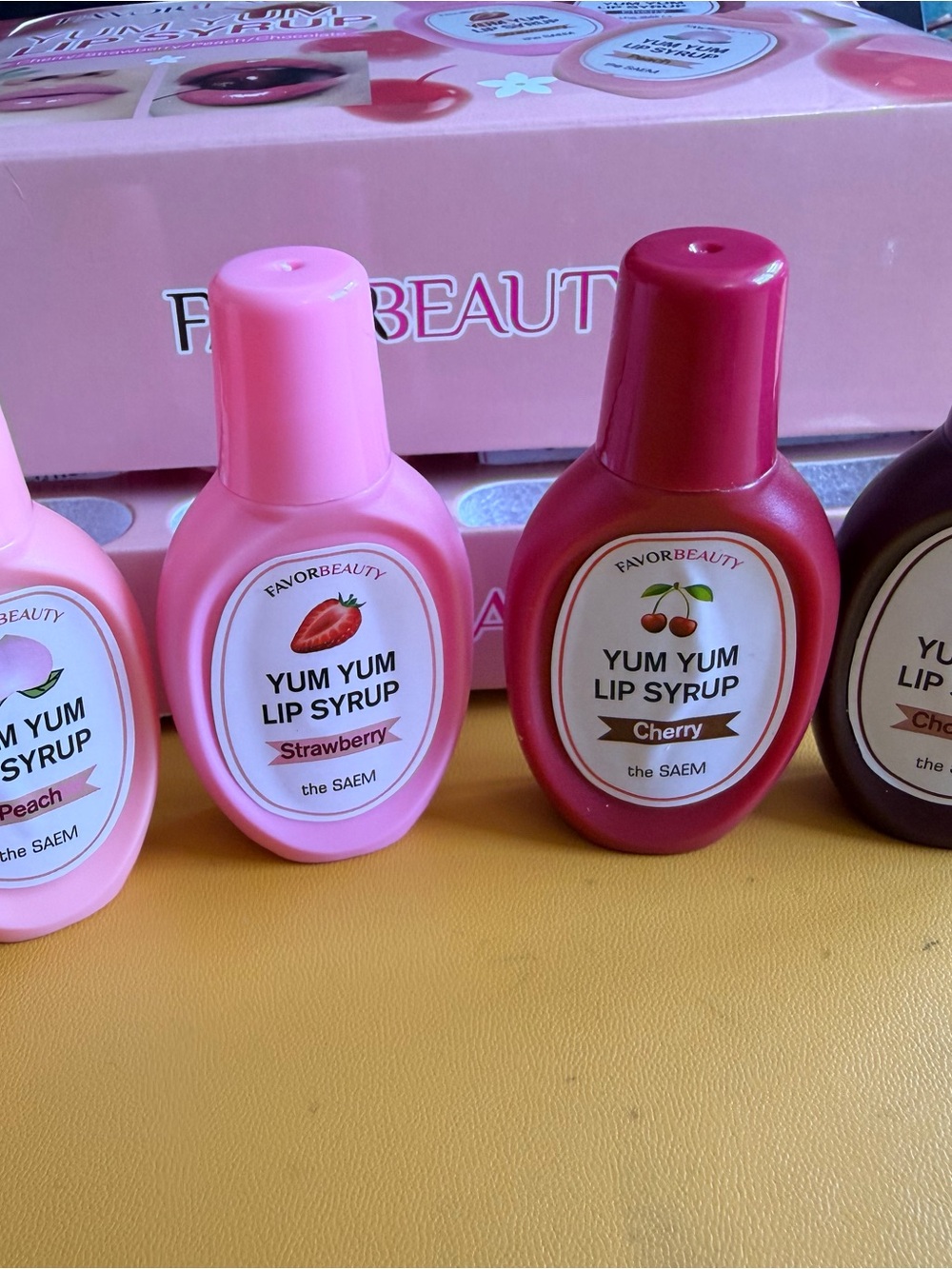 the SAEM Yum yum lip